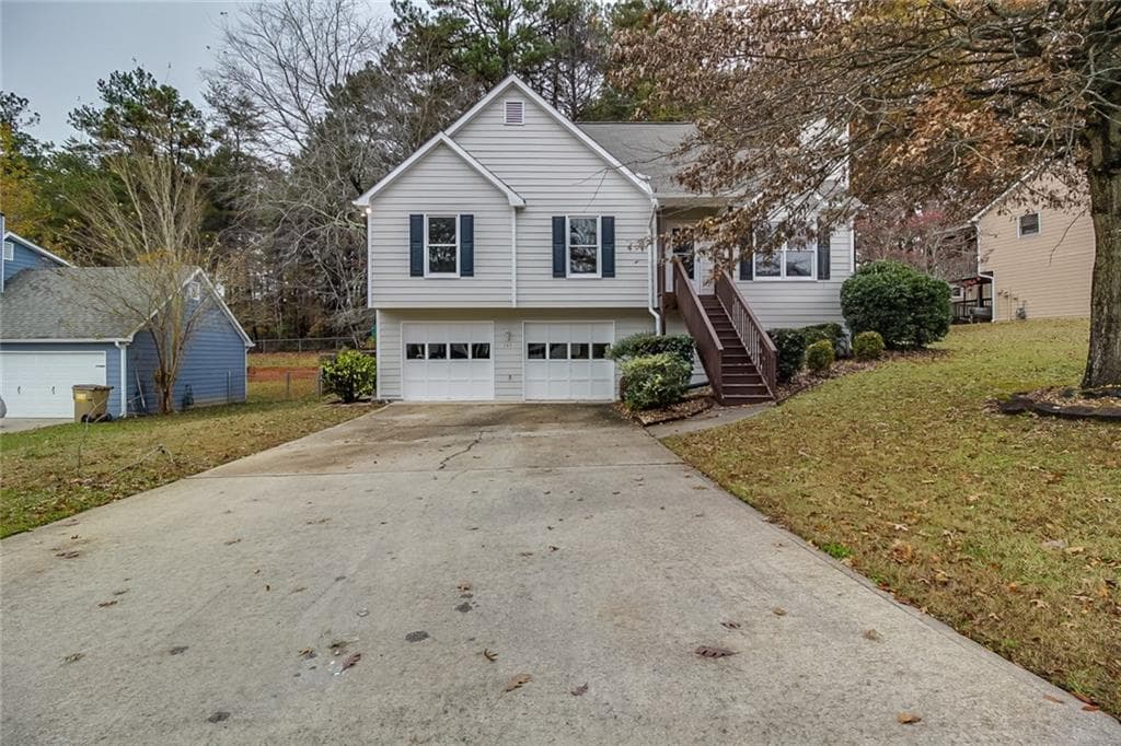 3 bedroom, 1,132 sq ft single family residence sold at 147 Aztec Way, Acworth, GA 30102