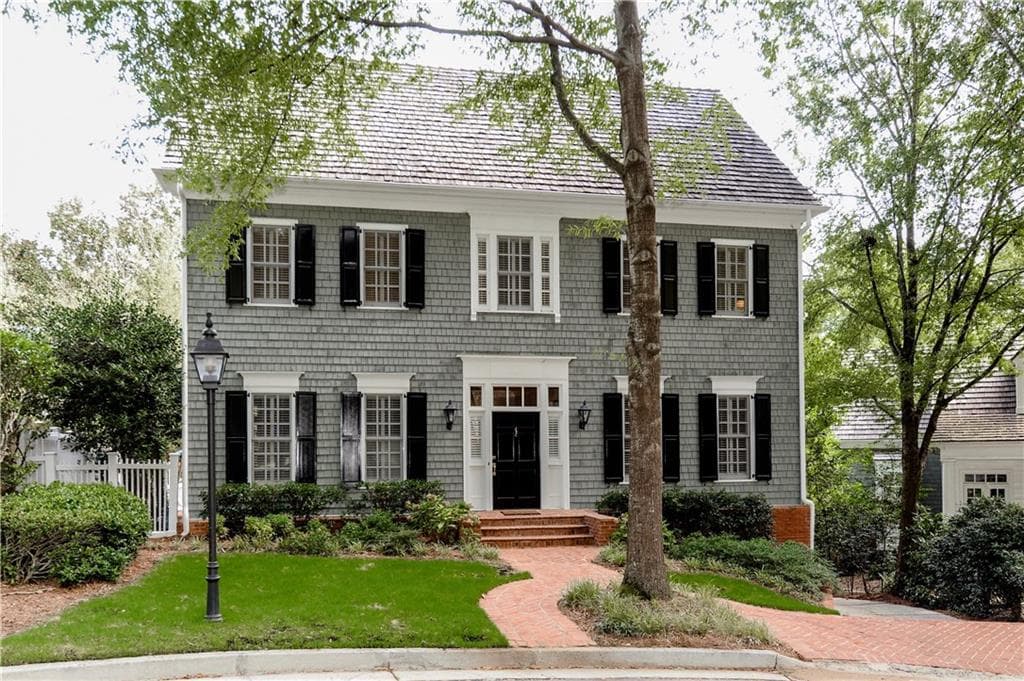 5 bedroom, 4,742 sq ft single family residence sold at 3587 Grove Gate Lane, Atlanta, GA 30339