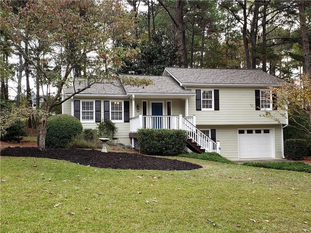 3 bedroom, 1,536 sq ft single family residence sold at 708 Wind Song Trace, Woodstock, GA 30189