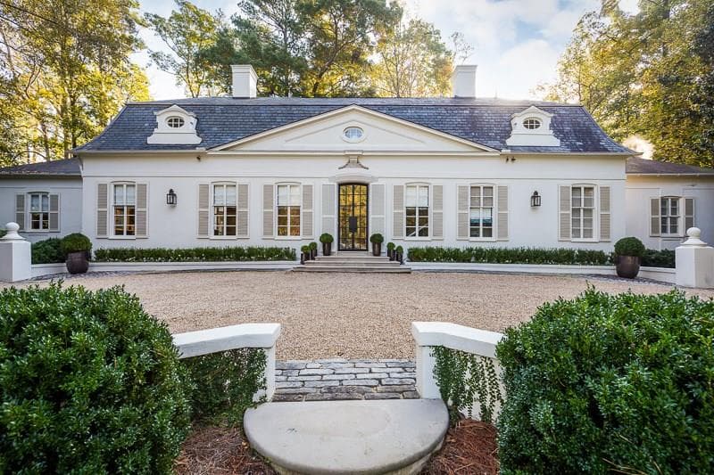 6 bedroom, 8,461 sq ft single family residence sold at 3615 Dumbarton Road, Atlanta, GA 30327