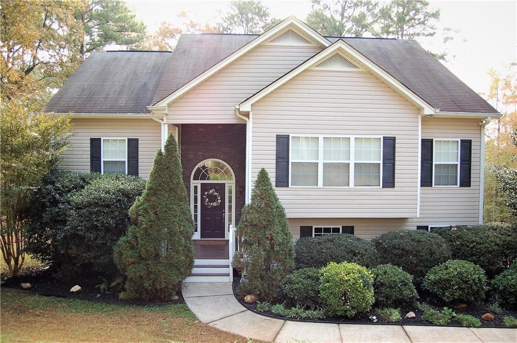 4 bedroom, 2,552 sq ft single family residence sold at 5362 Highway 5, Douglasville, GA 30135