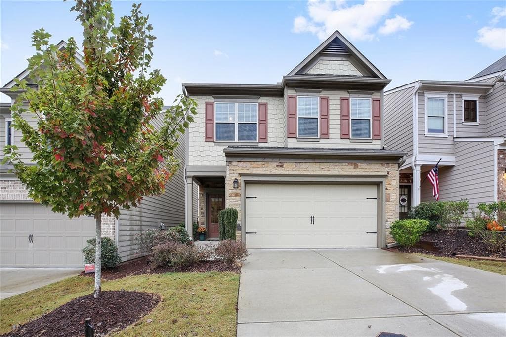 3 bedroom, 2,018 sq ft single family residence sold at 4935 Ducote Trail, Alpharetta, GA 30004