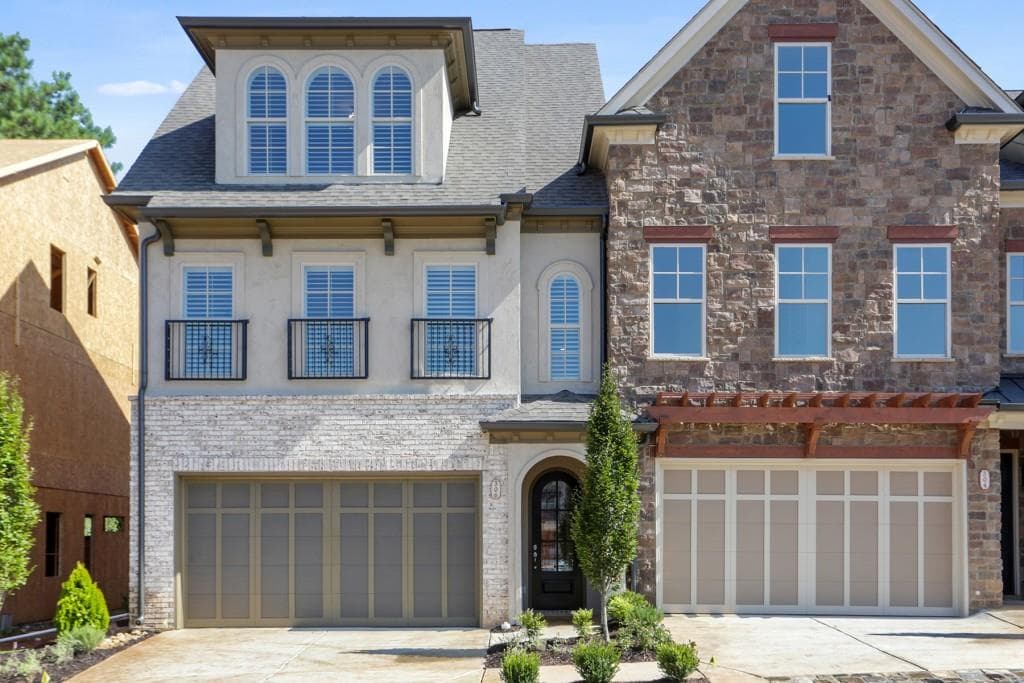 4 bedroom, 2,991 sq ft townhouse sold at 306 Via del Corso, Woodstock, GA 30188