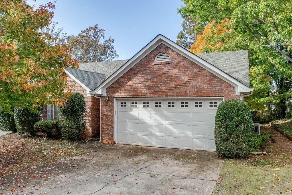 2814 Sterling Drive, Lawrenceville, GA 30043 — most recent listing photo