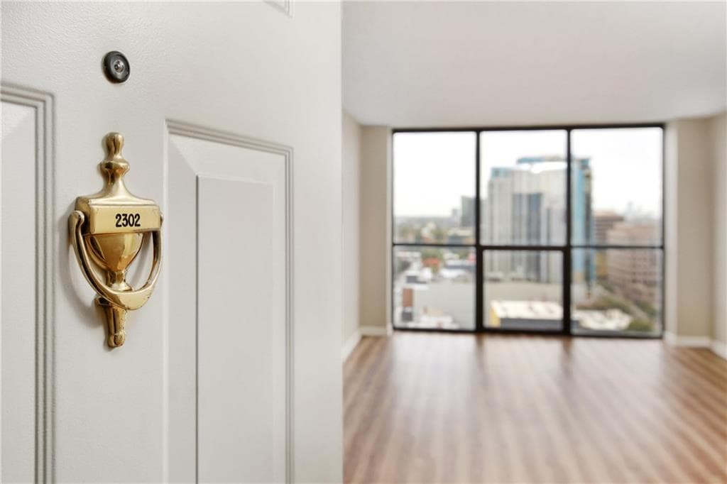 1280 W PEACHTREE Street 2302, Atlanta, GA 30309 — most recent listing photo