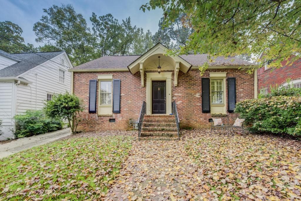 4 bedroom, 2,013 sq ft single family residence sold at 456 Nelson Ferry Road, Decatur, GA 30030