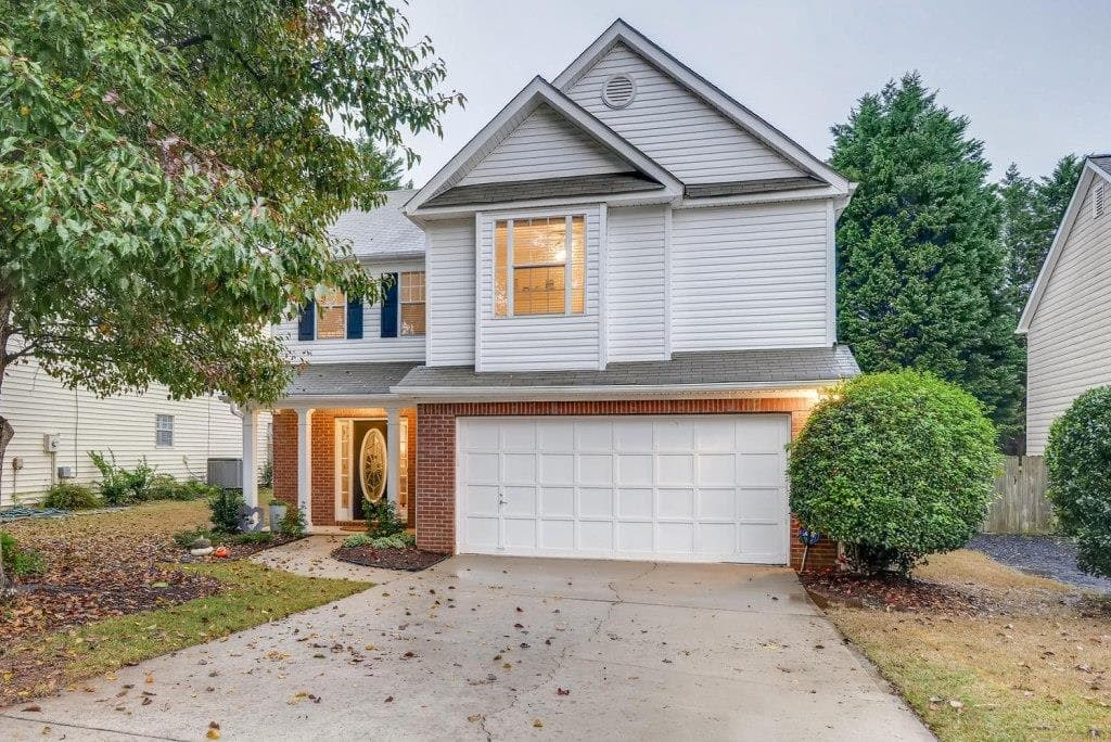 3 bedroom, 1,887 sq ft single family residence sold at 1065 Bradford Drive, Roswell, GA 30076