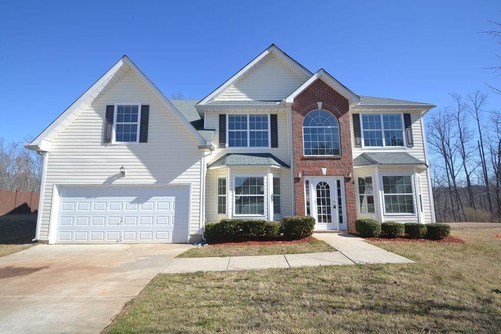 210 Redtop Circle, Fairburn, GA 30213 — most recent listing photo