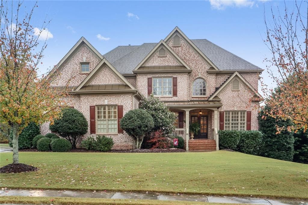 6 bedroom, 6,506 sq ft single family residence sold at 940 Checkered Way, Kennesaw, GA 30152