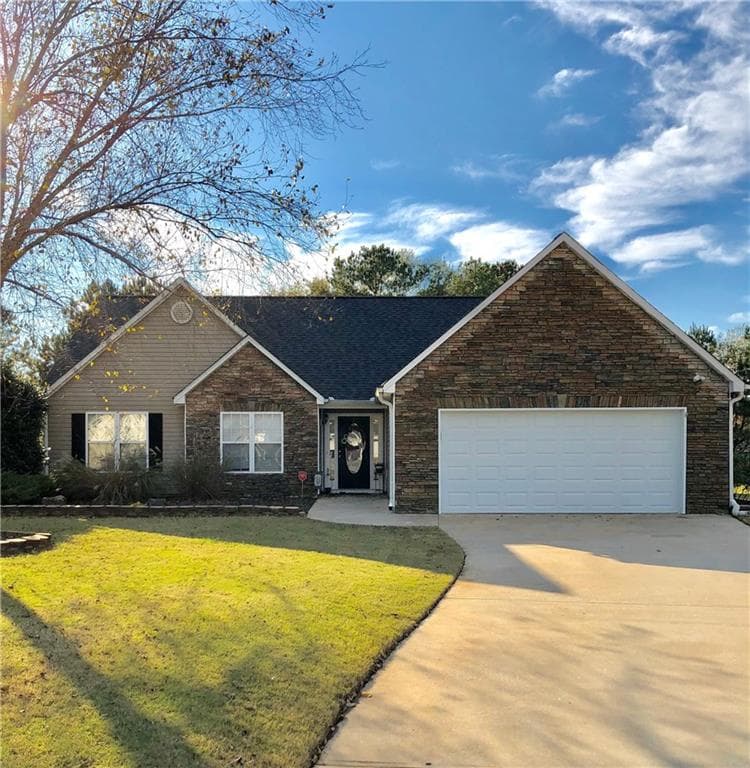 3 bedroom, 1,637 sq ft single family residence sold at 1604 Alcovy Ridge Court, Dacula, GA 30019