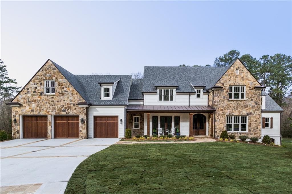 315 Glencastle Drive, Sandy Springs, GA 30327 — most recent listing photo