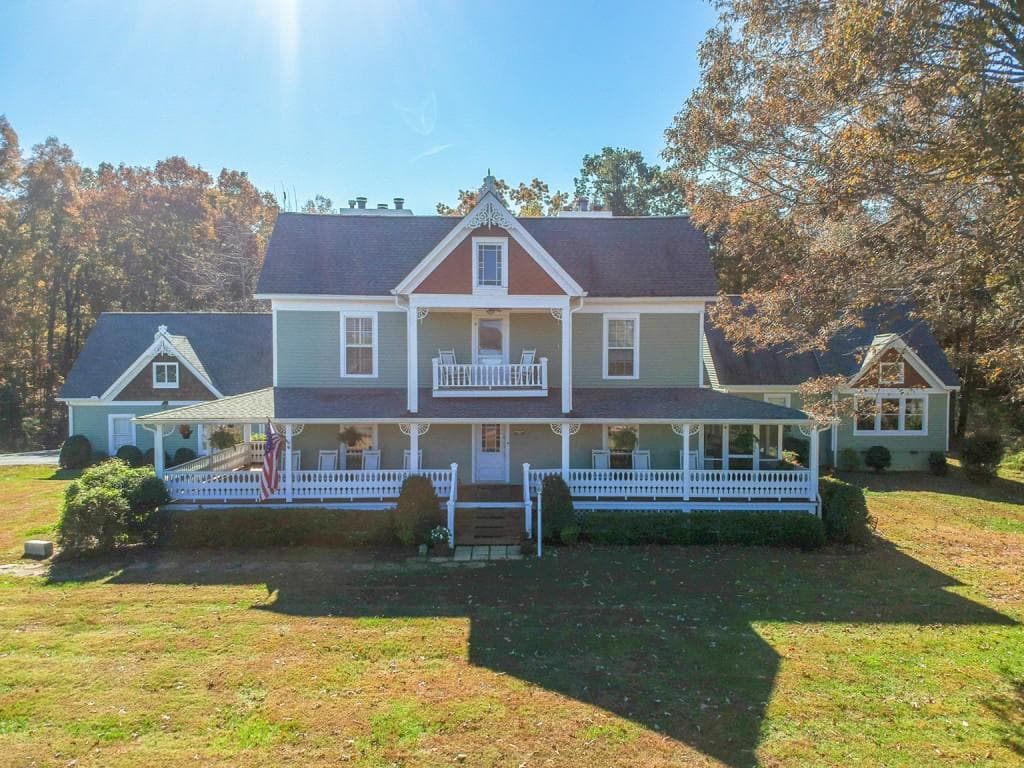 138 Mountain Meadows Drive, Cleveland, GA 30528 — most recent listing photo