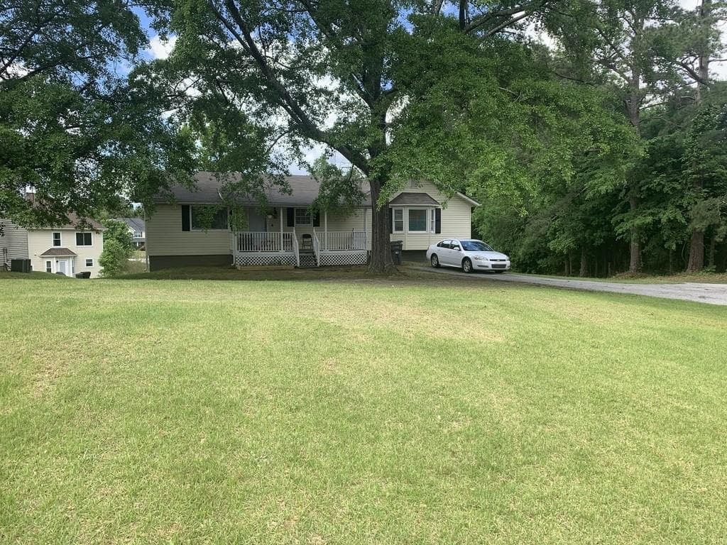 3 bedroom, 1,857 sq ft single family residence sold at 5710 Cave Springs Road, Douglasville, GA 30134