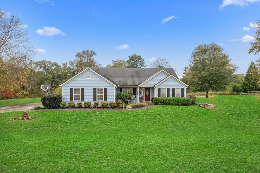 340 Beranda Circle, Douglasville, GA 30134 — most recent listing photo