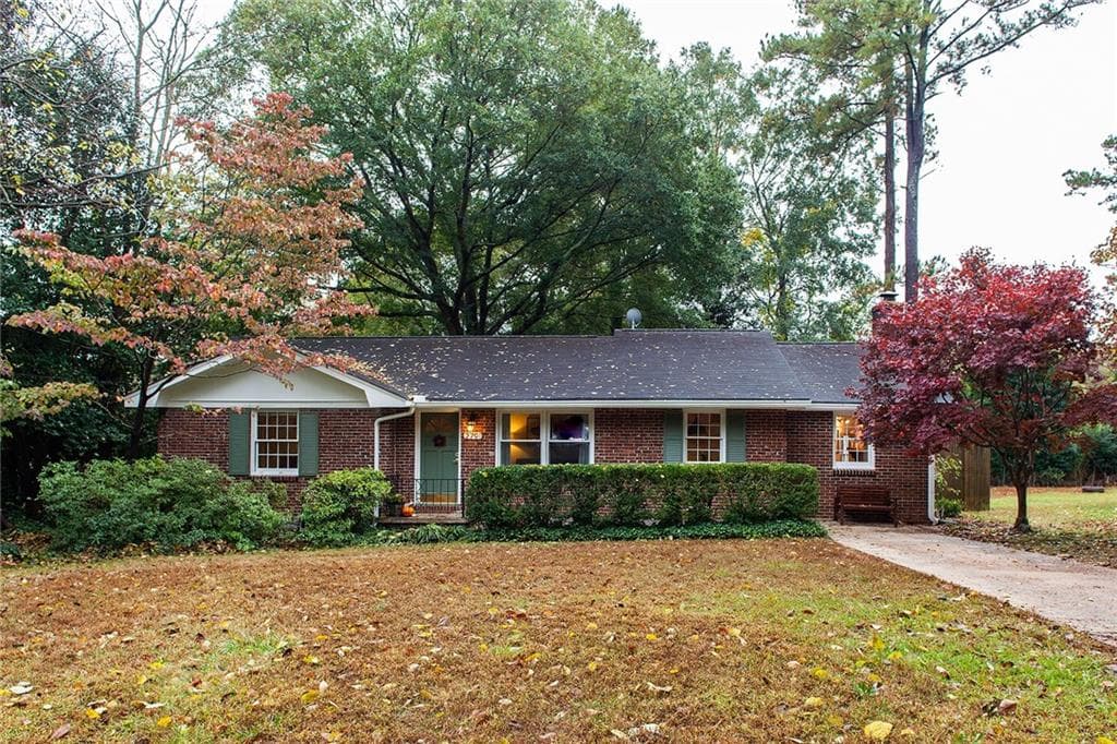 3 bedroom, 1,454 sq ft single family residence sold at 2791 Laurel Ridge Drive, Decatur, GA 30033