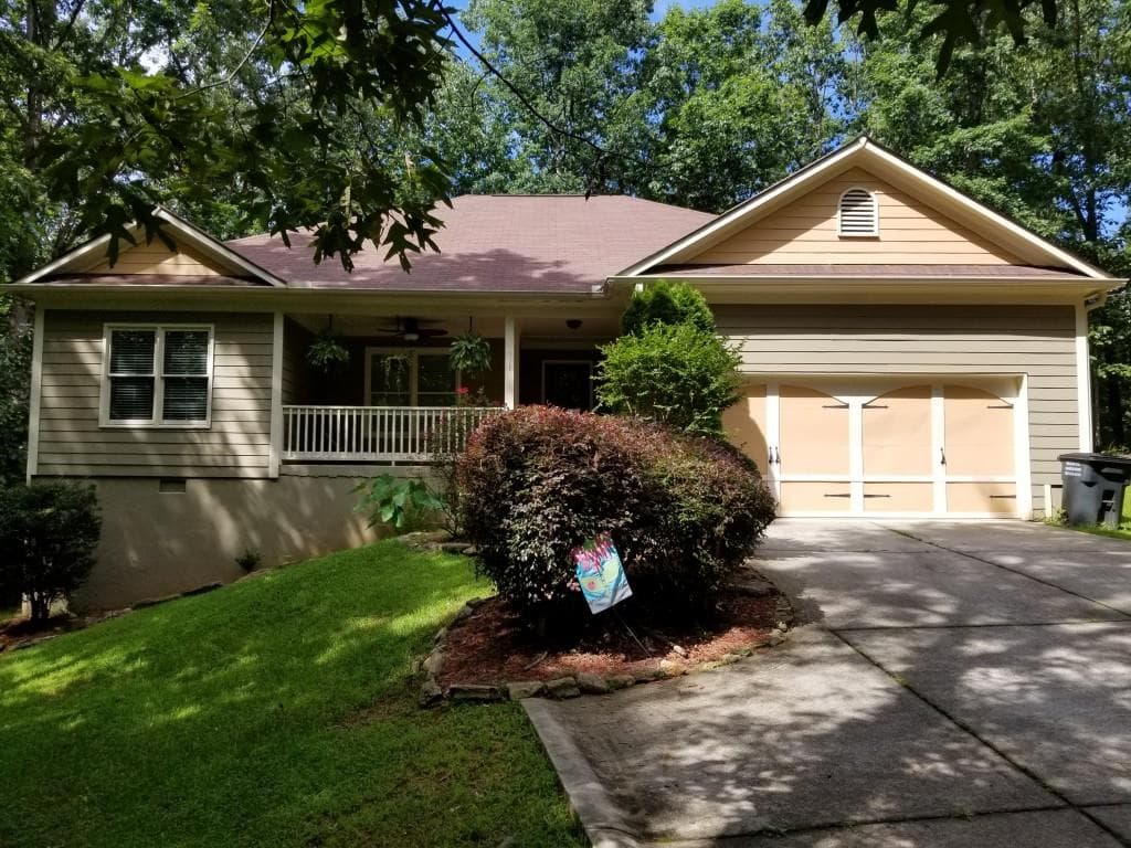 3 bedroom, 1,605 sq ft single family residence sold at 358 Elliotts Lane, Dahlonega, GA 30533