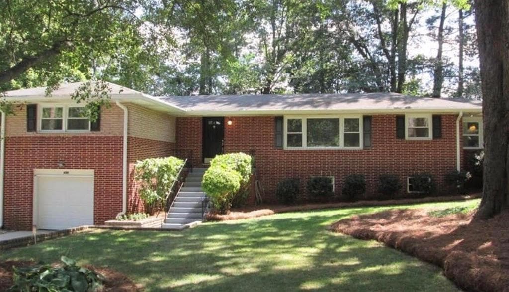 3 bedroom, 1,371 sq ft single family residence sold at 3659 Admiral Drive, Chamblee, GA 30341
