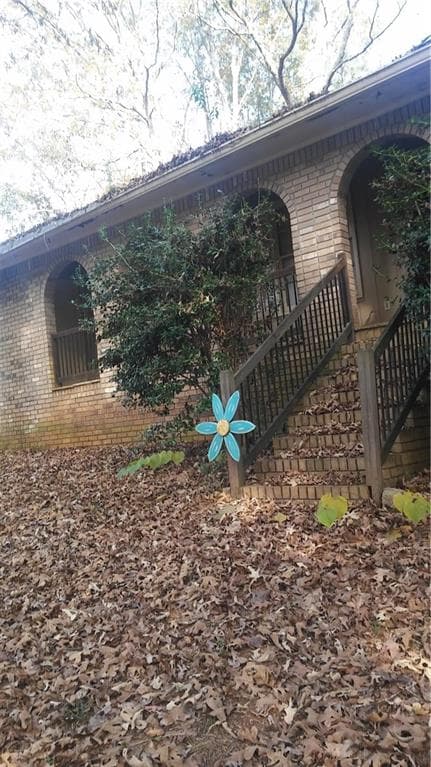 3 bedroom, 1,327 sq ft single family residence sold at 228 Shady Lane, Canton, GA 30115