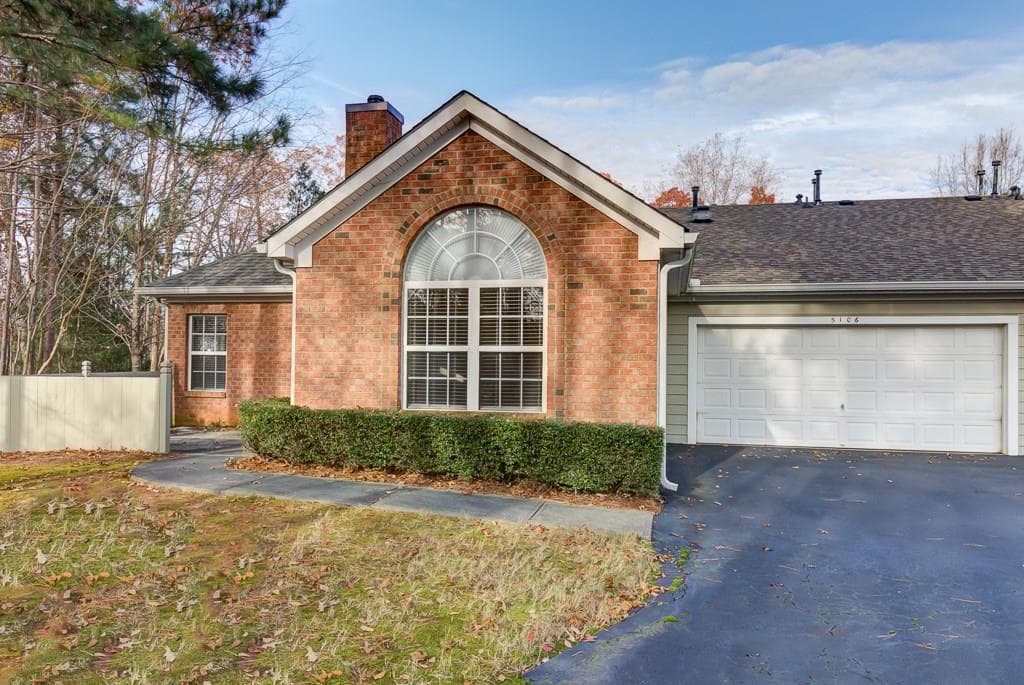 2 bedroom, 1,200 sq ft condominium sold at 5106 Harvest Ridge Lane 5, Alpharetta, GA 30022