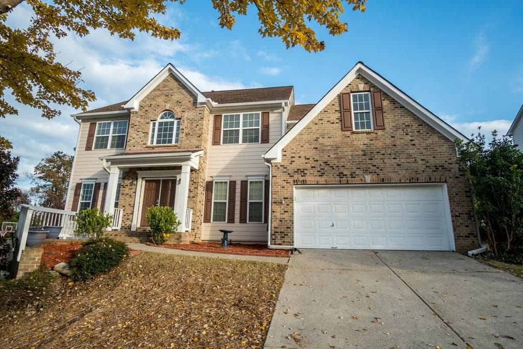 4 bedroom, 2,760 sq ft single family residence sold at 104 Crestmont Drive, Canton, GA 30114