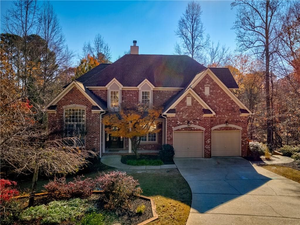 5 bedroom, 4,367 sq ft single family residence sold at 4580 Summerwood Drive, Cumming, GA 30041