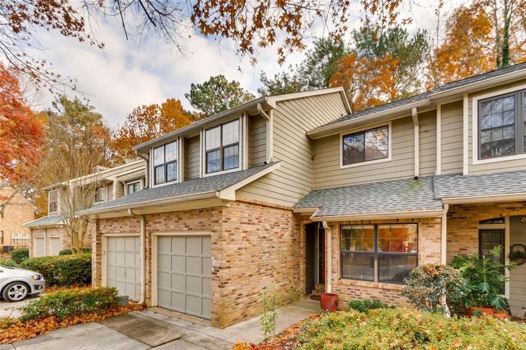 4 bedroom, 2,357 sq ft townhouse sold at 650 Granby Hill Place, Alpharetta, GA 30022