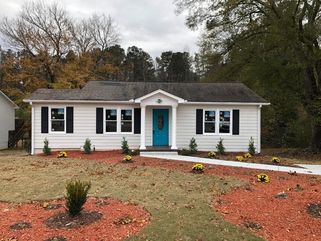 2 bedroom, 800 sq ft single family residence sold at 555 Allen Drive, Lawrenceville, GA 30043