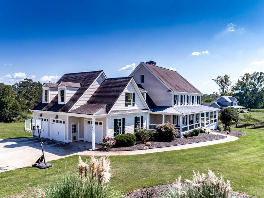 4 bedroom, 3,945 sq ft single family residence sold at 648 Stringer Road, Canton, GA 30115