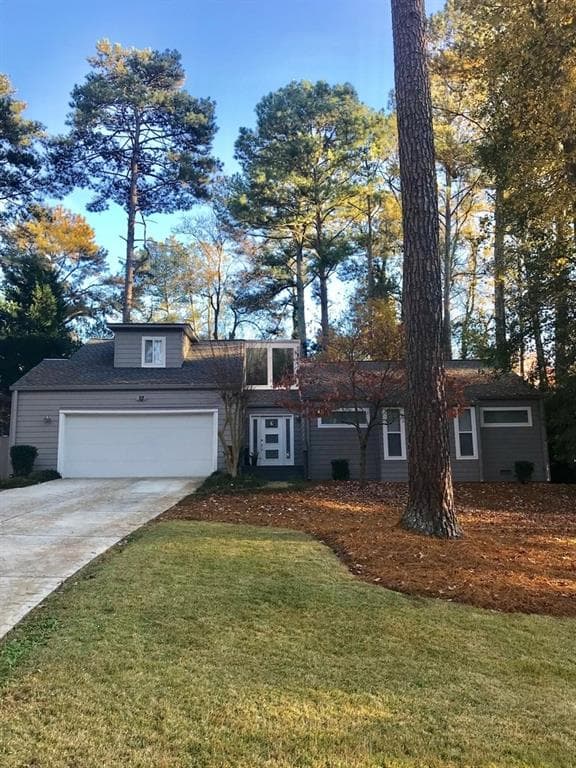 4 bedroom single family residence sold at 230 TRAILMORE Court, Roswell, GA 30076
