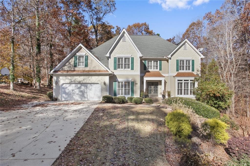 5 bedroom, 3,358 sq ft single family residence sold at 615 Devonshire Farms Way, Alpharetta, GA 30004