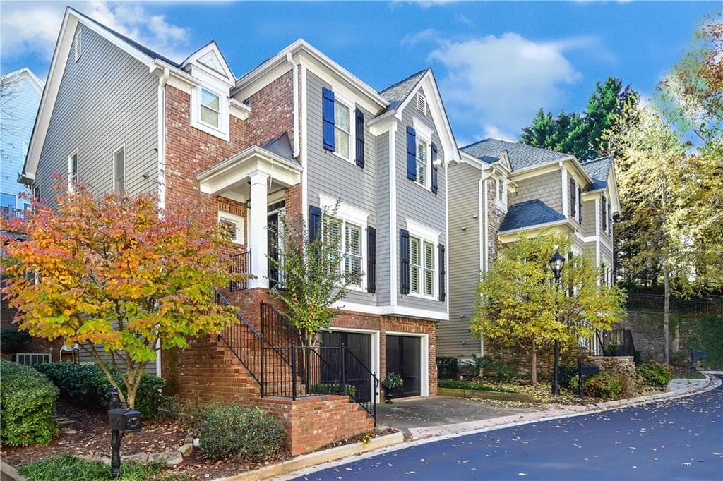 4 bedroom, 2,623 sq ft single family residence sold at 1120 Park Overlook Drive, Atlanta, GA 30324