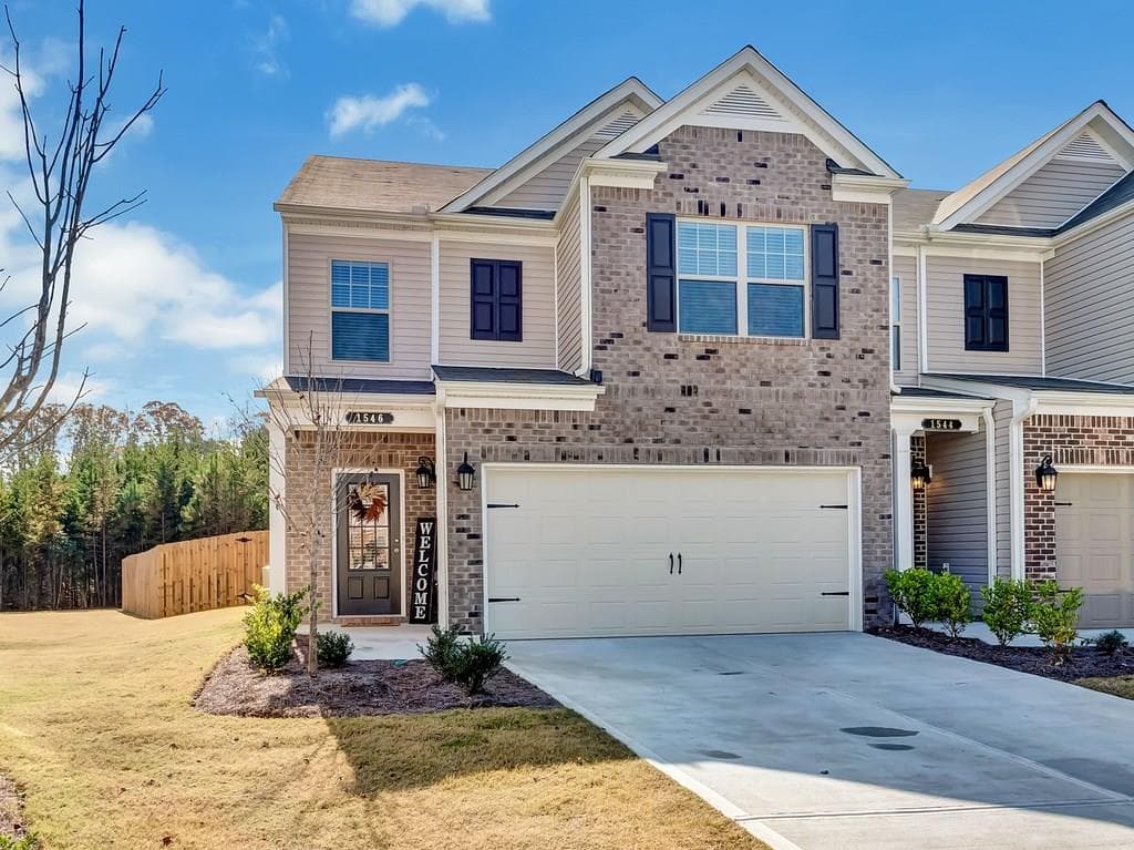 3 bedroom, 1,894 sq ft townhouse sold at 1546 Brookmere Way, Cumming, GA 30041