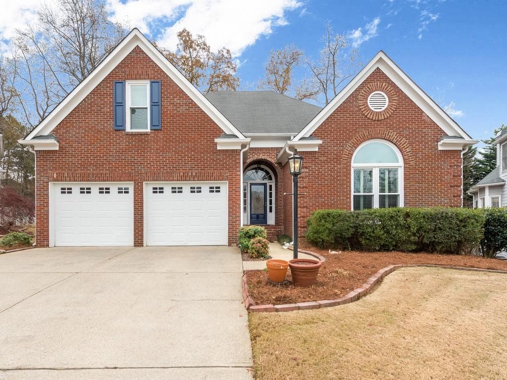 5 bedroom, 3,284 sq ft single family residence sold at 1173 PARKVIEW Lane, Kennesaw, GA 30152