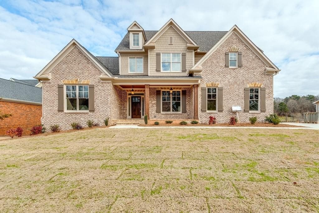 4 bedroom, 3,556 sq ft single family residence sold at 223 Waters Lake Drive, Woodstock, GA 30188