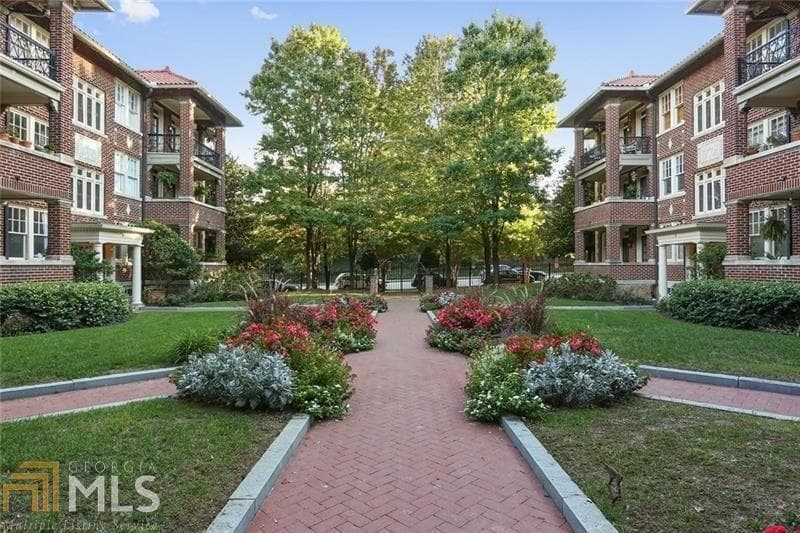 2 bedroom, 1,030 sq ft condominium sold at 198 Ponce De Leon Avenue 5B, Atlanta, GA 30308