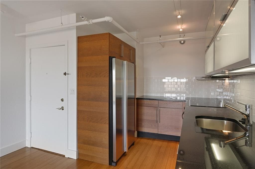 1 bedroom, 750 sq ft condominium sold at 199 14th Street 2404, Atlanta, GA 30309