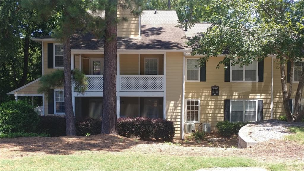 3960 Riverlook Parkway 202, Marietta, GA 30067 — most recent listing photo