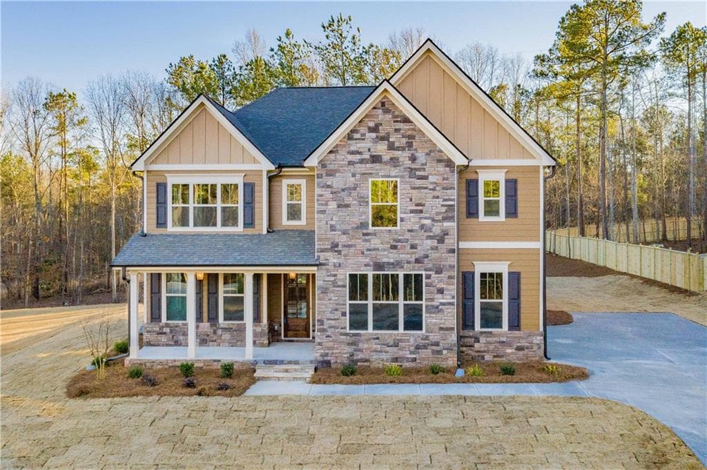 4 bedroom, 3,220 sq ft single family residence sold at 8340 Nolandwood Lane, Villa Rica, GA 30180