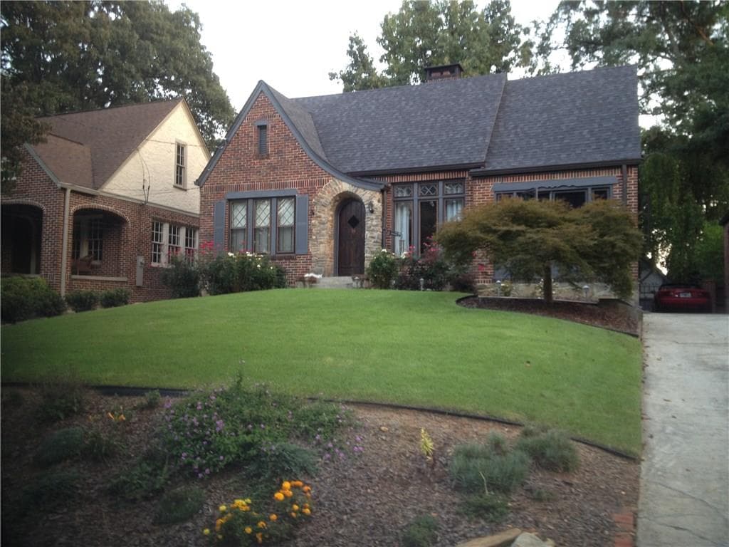 2 bedroom, 1,408 sq ft single family residence sold at 1077 Rosewood Drive, Atlanta, GA 30306