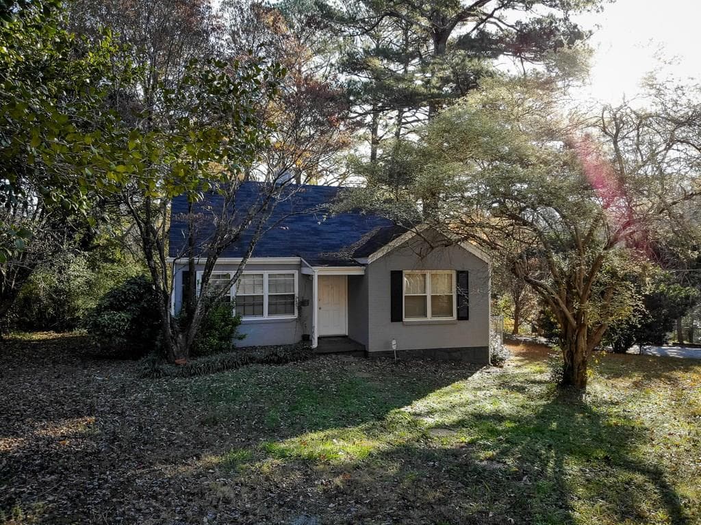 1043 Griffin Street, Stone Mountain, GA 30083 — most recent listing photo