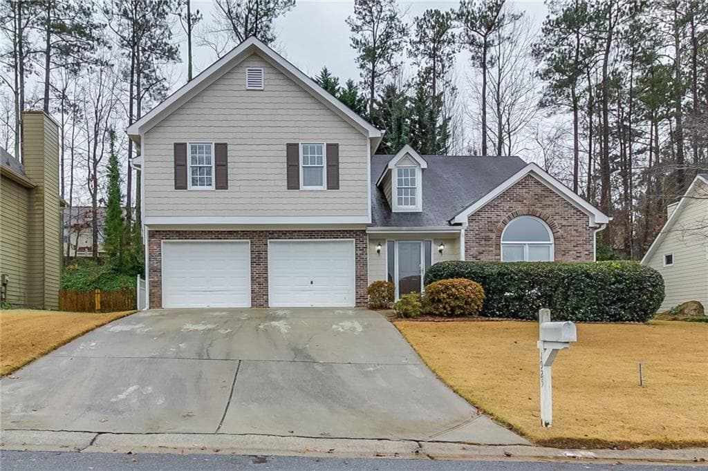 4 bedroom, 2,498 sq ft single family residence sold at 1925 Lightwood Way, Acworth, GA 30102