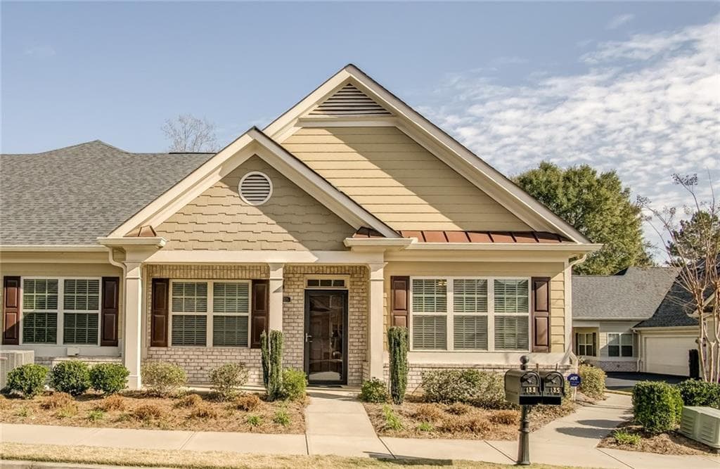 3 bedroom, 2,303 sq ft condominium sold at 135 OWENS FARM Lane, Woodstock, GA 30188