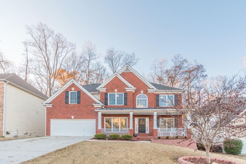 5 bedroom, 2,804 sq ft single family residence sold at 2114 Arbor Creek Place, Buford, GA 30519