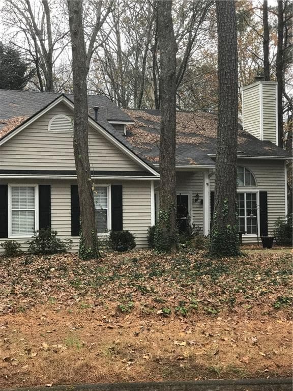 3 bedroom, 1,844 sq ft single family residence sold at 11355 Ridge Hill Drive, Alpharetta, GA 30022