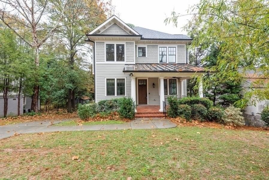5 bedroom, 3,090 sq ft single family residence sold at 2863 ELLIOTT Circle, Atlanta, GA 30305