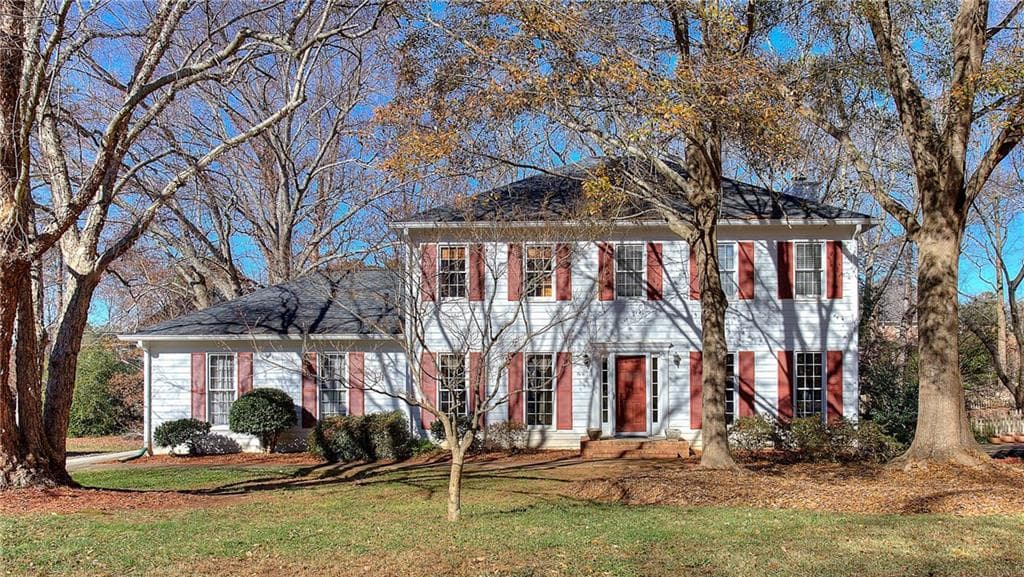 4 bedroom, 2,208 sq ft single family residence sold at 2507 Bent Oak Trail, Snellville, GA 30078