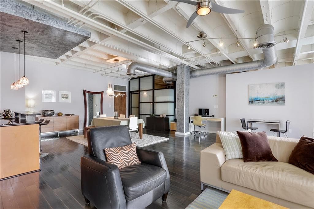 2 bedroom, 1,605 sq ft condominium sold at 805 Peachtree Street 402, Atlanta, GA 30308