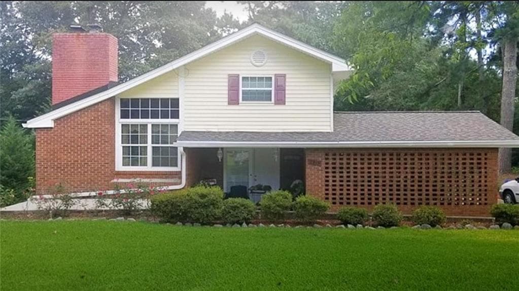 4 bedroom, 1,516 sq ft single family residence sold at 2819 N Bogan Road, Buford, GA 30519
