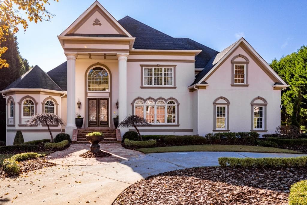 5 bedroom single family residence sold at 606 Eagle Creek Pointe, Johns Creek, GA 30097