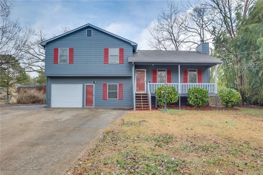 4 bedroom, 1,200 sq ft single family residence sold at 120 Lost Meadows Drive, Dallas, GA 30157